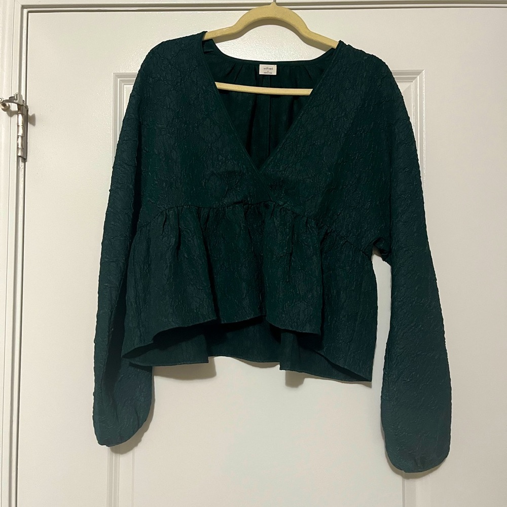 Wilfred low cut green shirt size S